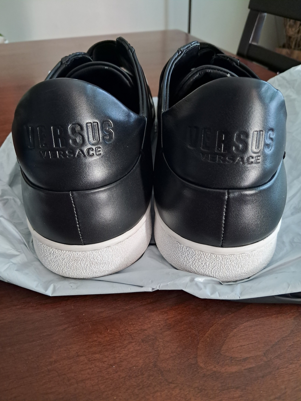 Versus Versace Black Leather Slip-On Sneakers with White Logo Strap. COA incl. - Picture 5 of 11